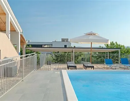Apartment Oaza Mira
