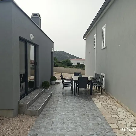 Apartment Oaza Mira