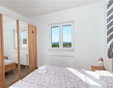 Oaza Mira Apartment Kakma
